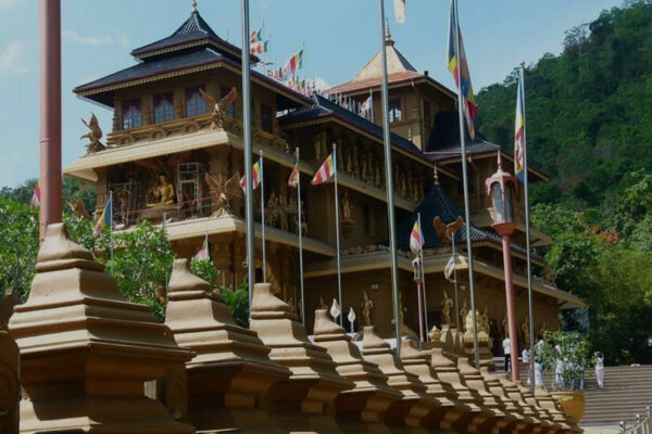 Buddhist temple in Sri Lanka photos - Google Search